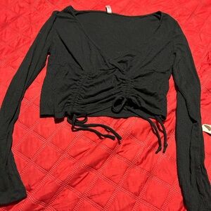 Black Long Sleeve Ruched Top